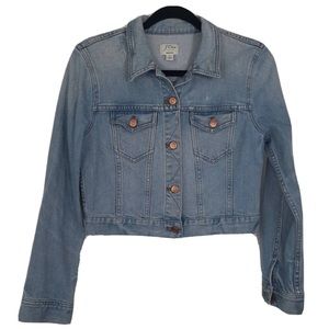 Light Wash Distressed Cropped Denim Jacket